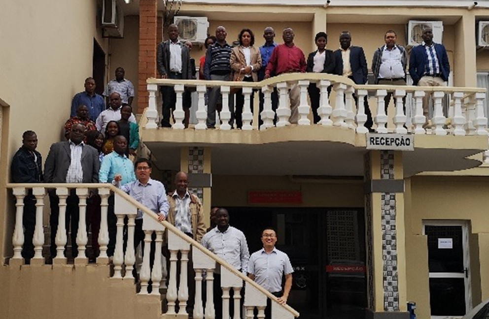 Staff from national and provincial Crop Monitoring and Early Warning departments receive training in Maputo, September 2018