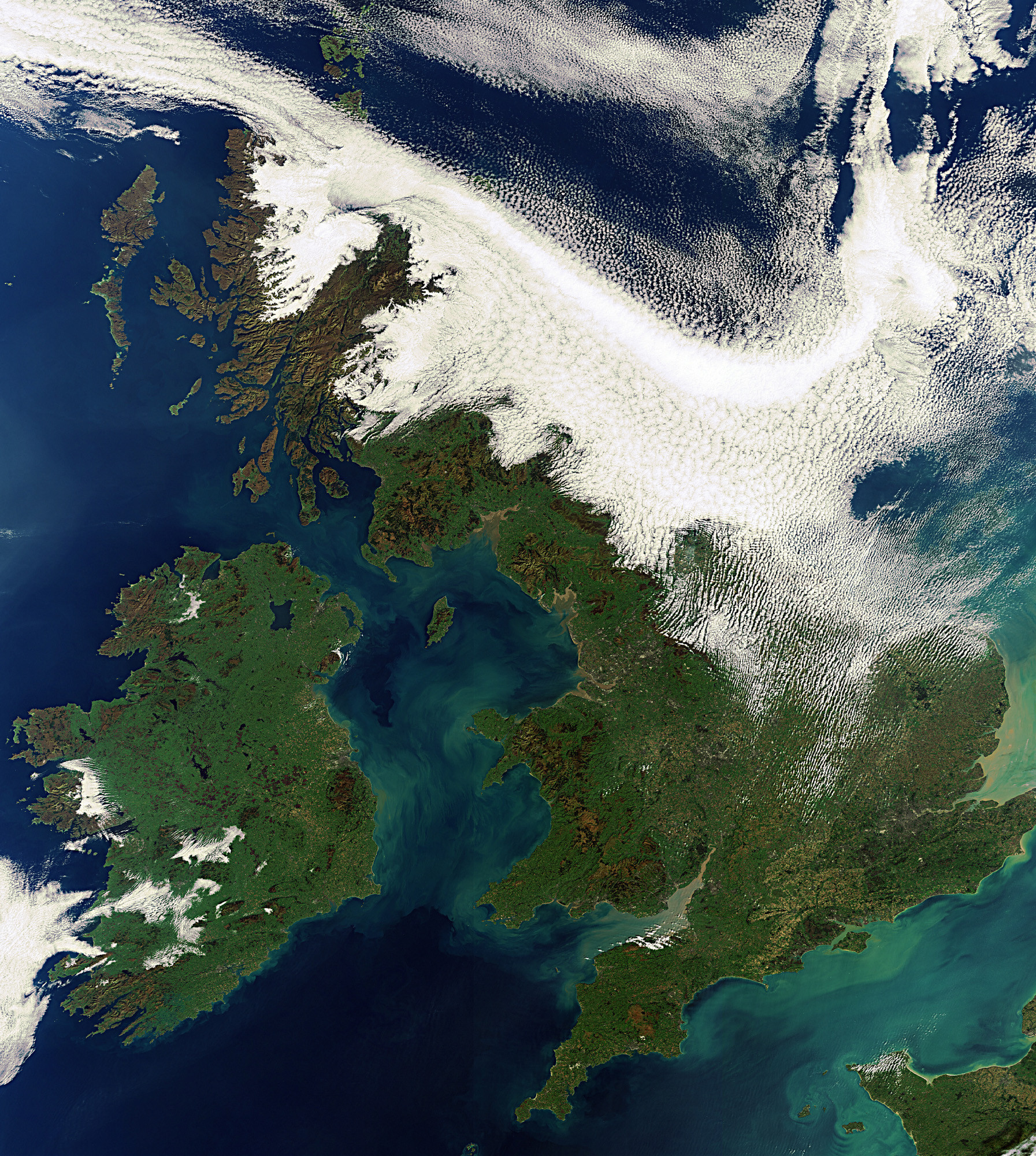 Satellite image of the UK. Photo: MODIS data acquisition by NERC Earth Observation Data Acquisition and Analysis Service (NEODAAS) operated by PML with NCEO.